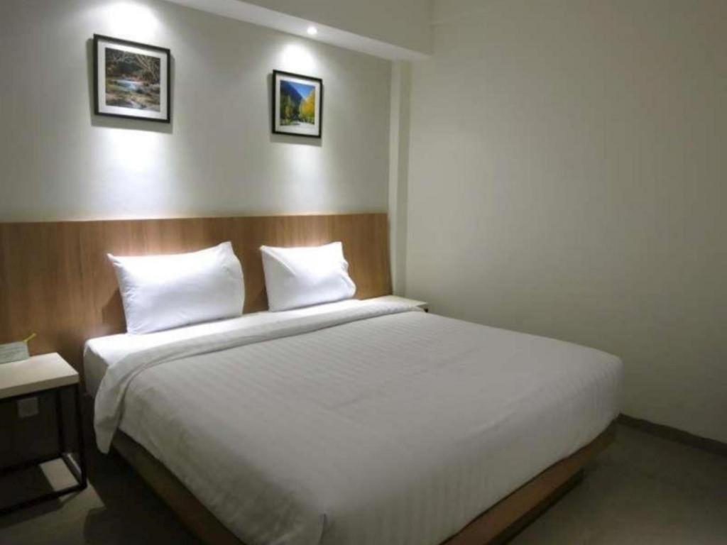 Hart Hotel Arjuna Mataram Exterior photo