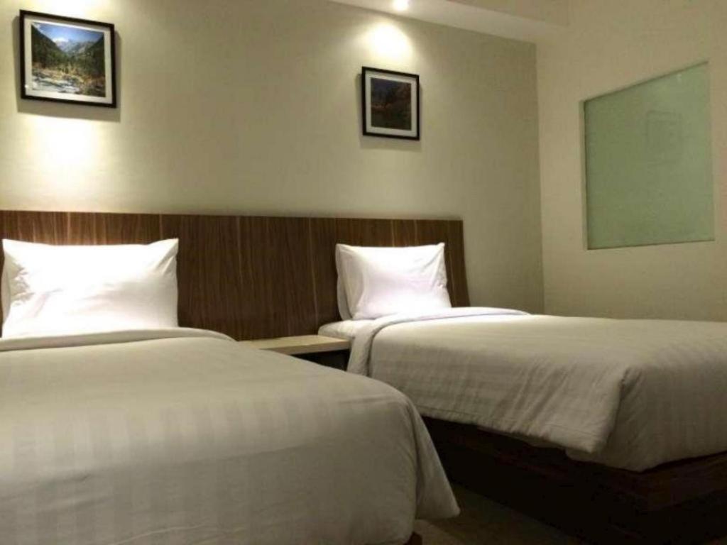 Hart Hotel Arjuna Mataram Exterior photo