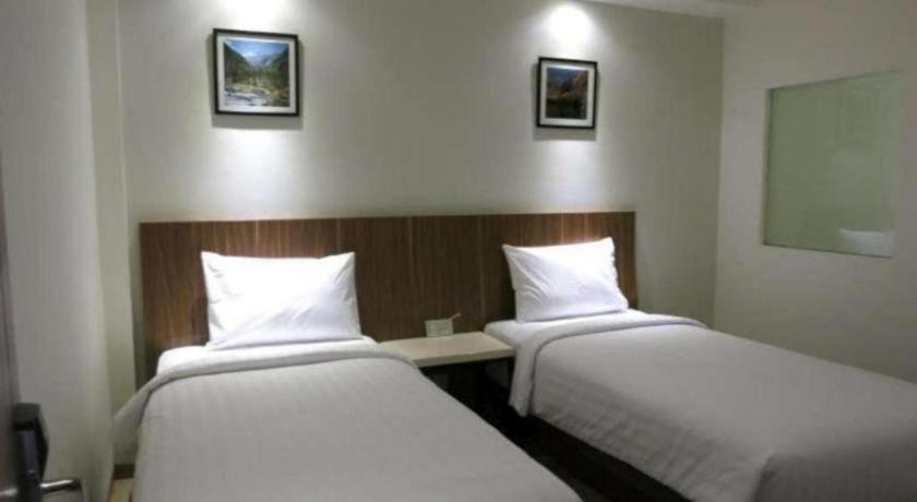 Hart Hotel Arjuna Mataram Exterior photo