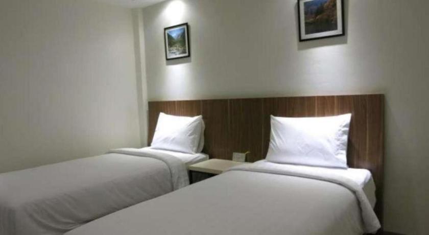 Hart Hotel Arjuna Mataram Exterior photo