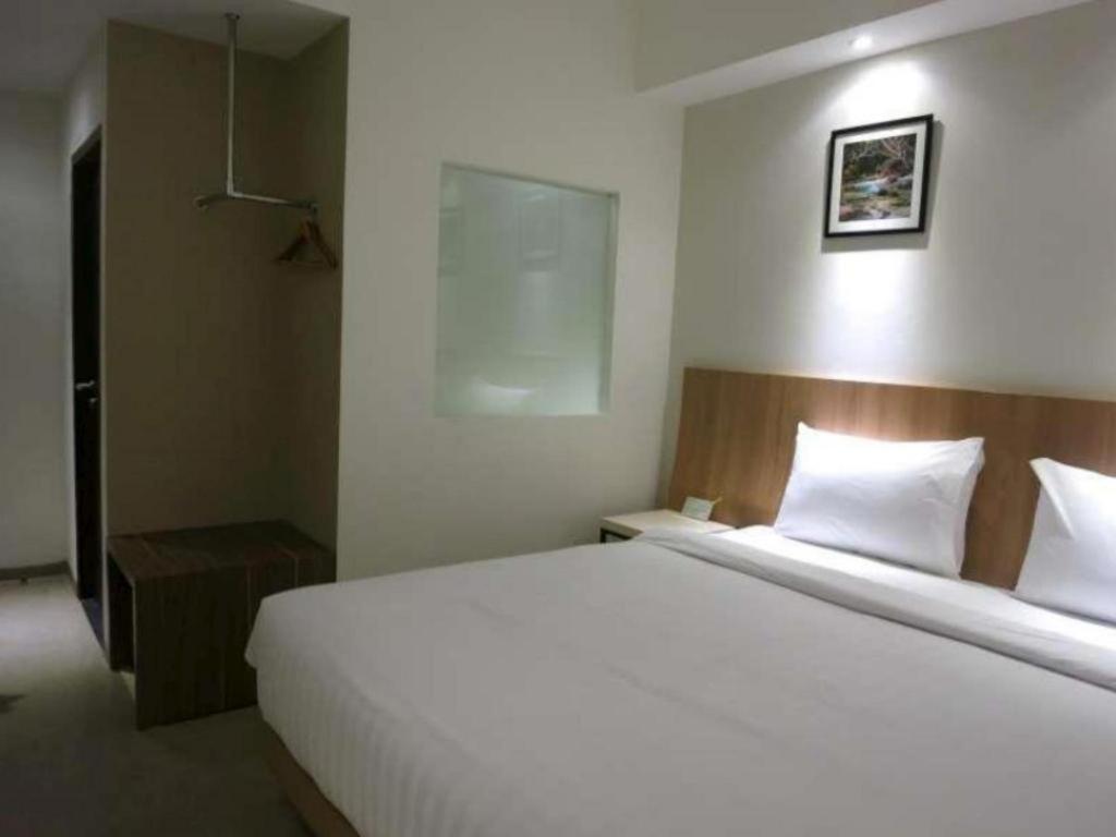 Hart Hotel Arjuna Mataram Exterior photo