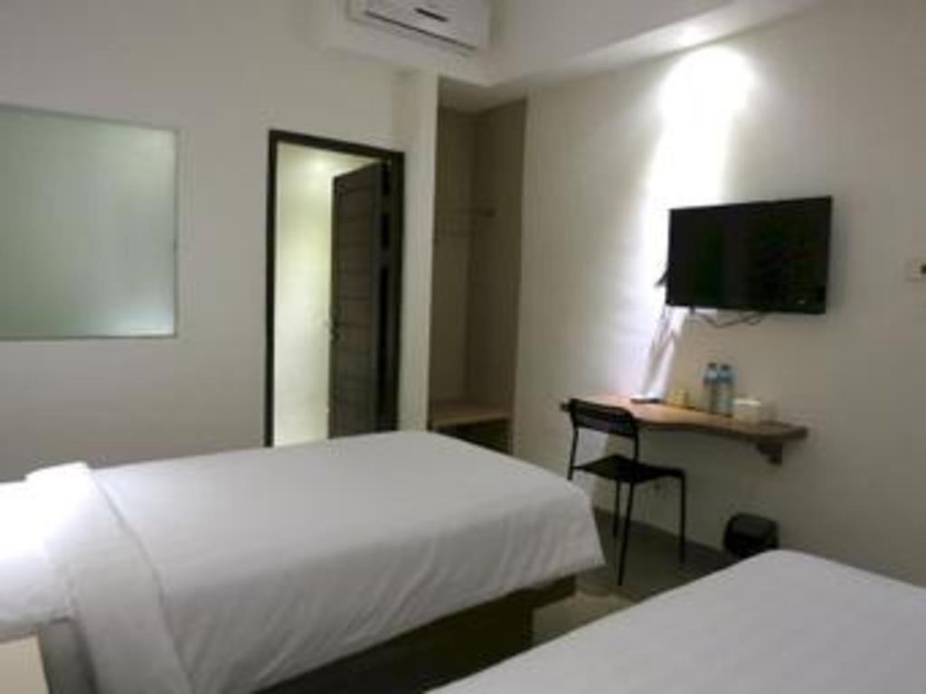 Hart Hotel Arjuna Mataram Exterior photo